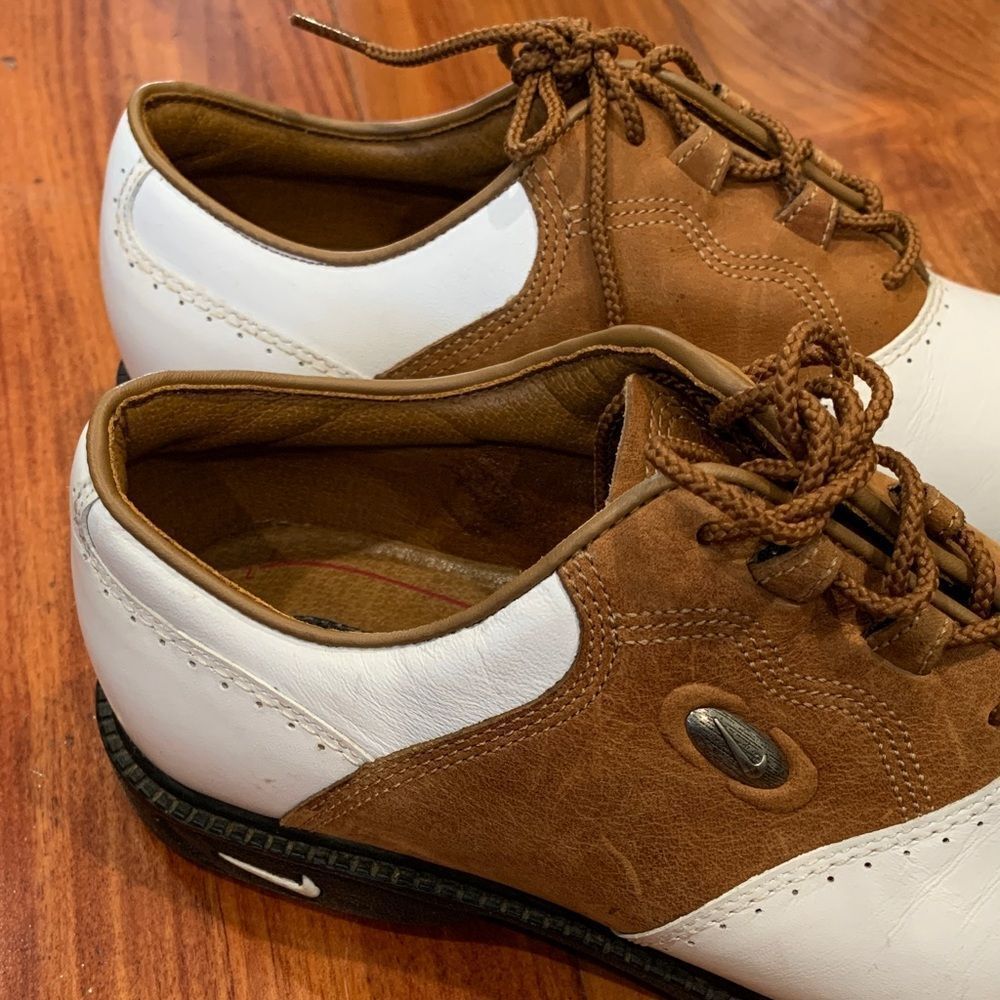 Women’s Nike White and Brown leather Golf Shoes size 7 - Picture 2 of 11